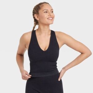 Black Ribbed Seamless Tank Top | Built-In Bra Minimalist Clean Girl Athleisure